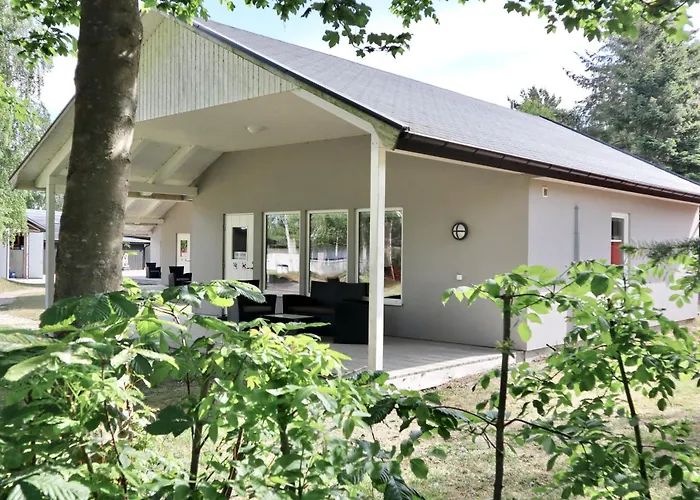 Hoellviksnaes Moeten Mat Logi